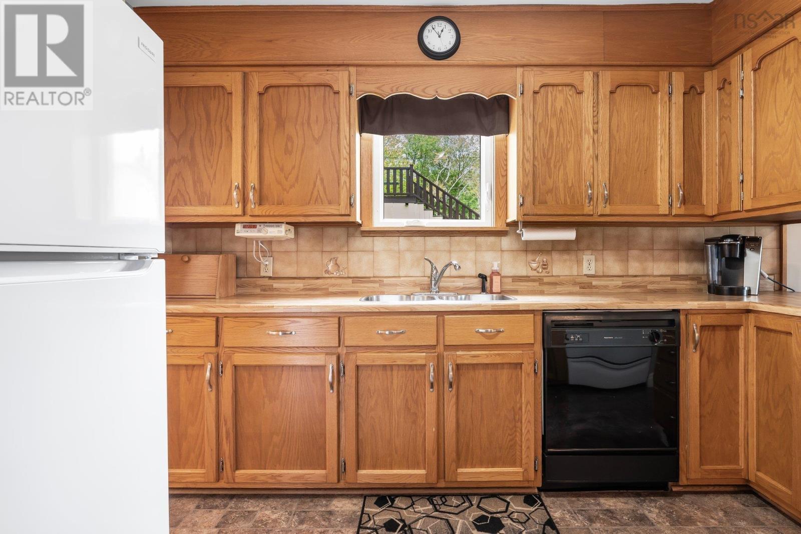 88 Armada Drive, Halifax, Nova Scotia  B3M 1P9 - Photo 19 - 202603032