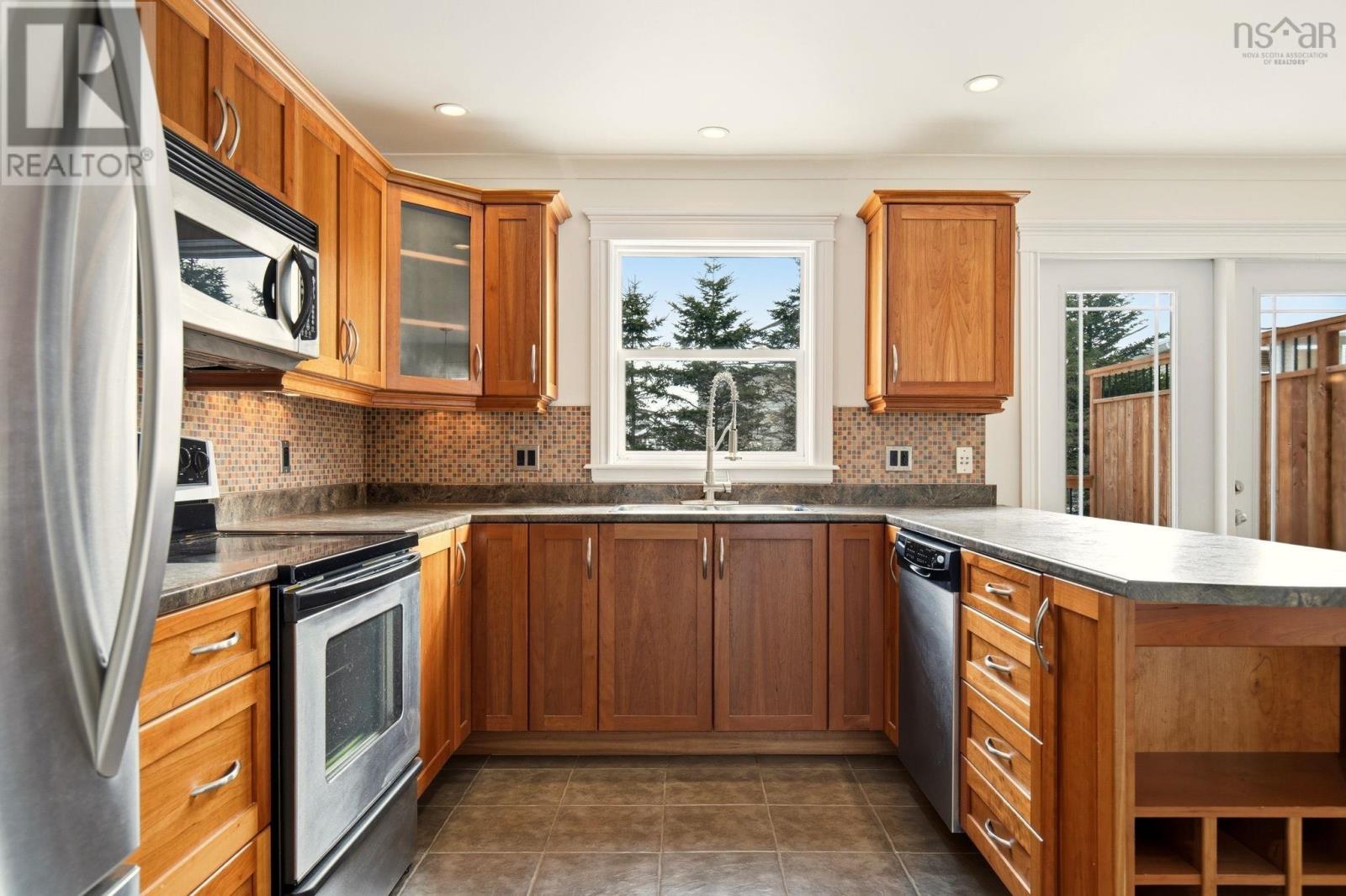 94 Cutter Drive, Halifax, Nova Scotia  B3M 4W5 - Photo 8 - 202603037