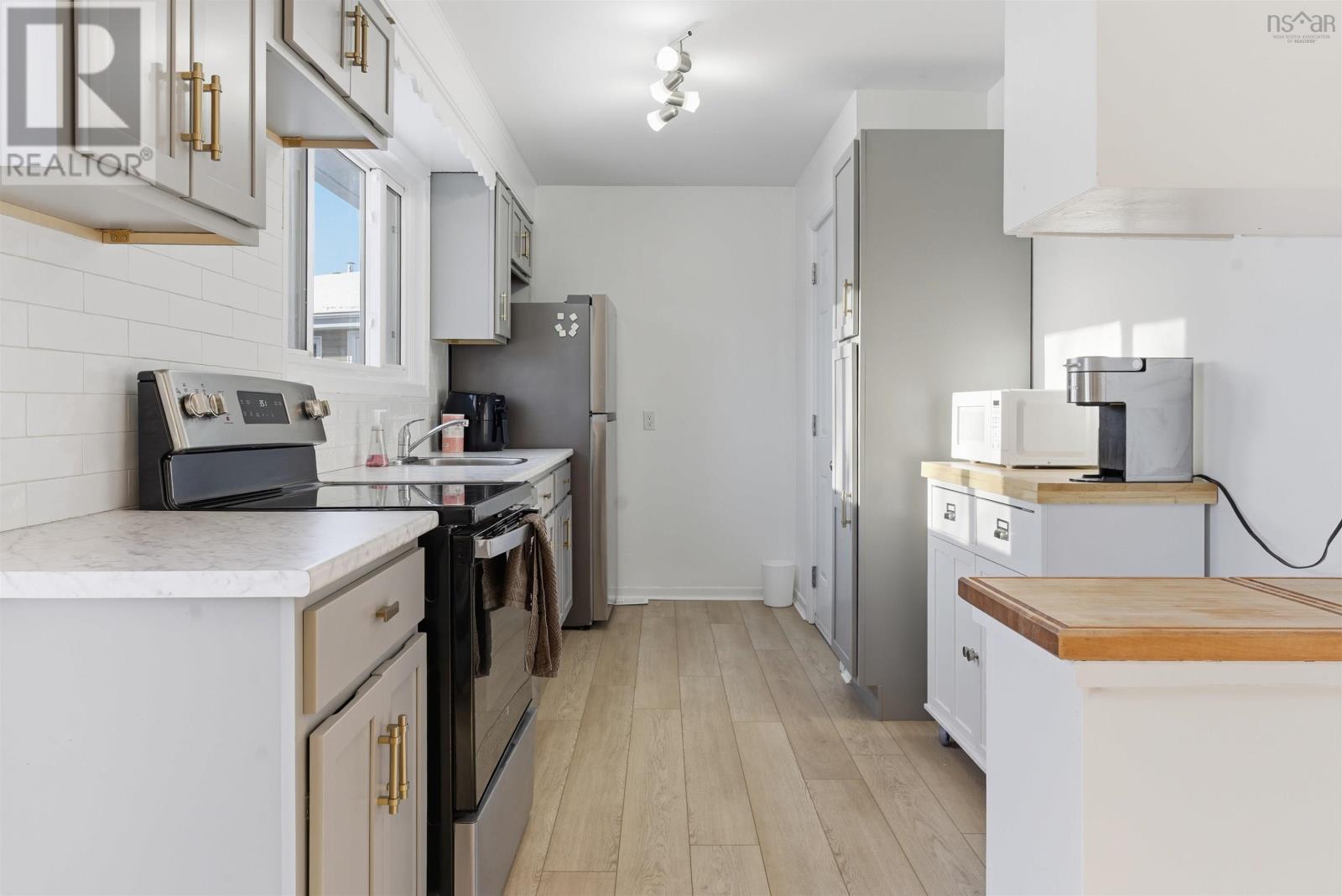 16/18 Clearview Street, Halifax, Nova Scotia  B3R 1N6 - Photo 11 - 202603048