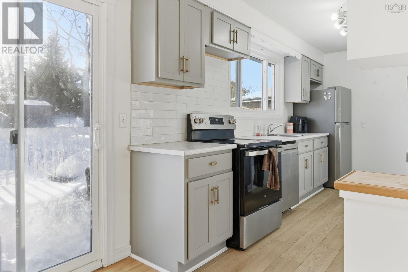 16/18 Clearview Street, Halifax, Nova Scotia  B3R 1N6 - Photo 13 - 202603048