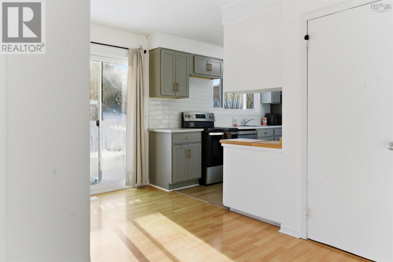 16/18 Clearview Street, Halifax, Nova Scotia  B3R 1N6 - Photo 18 - 202603048