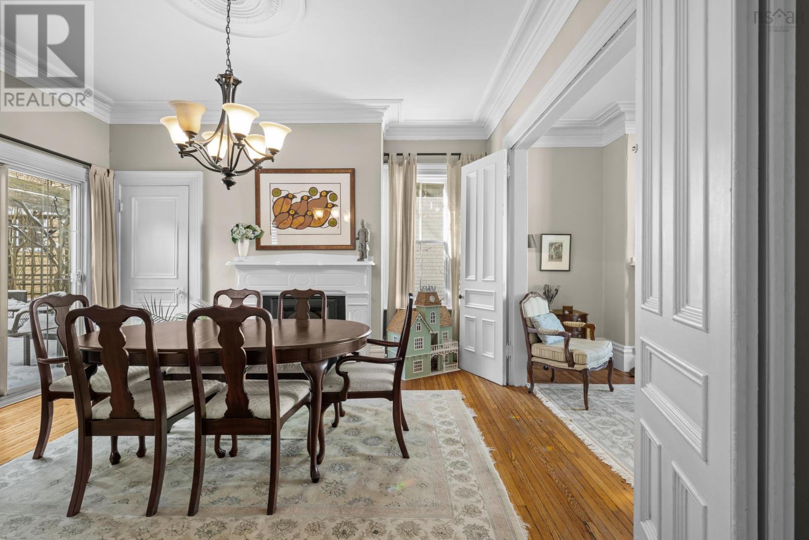 5742 Victoria Road, Halifax, Nova Scotia  B3H 1N2 - Photo 14 - 202603053