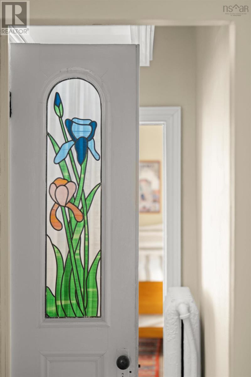 5742 Victoria Road, Halifax, Nova Scotia  B3H 1N2 - Photo 41 - 202603053