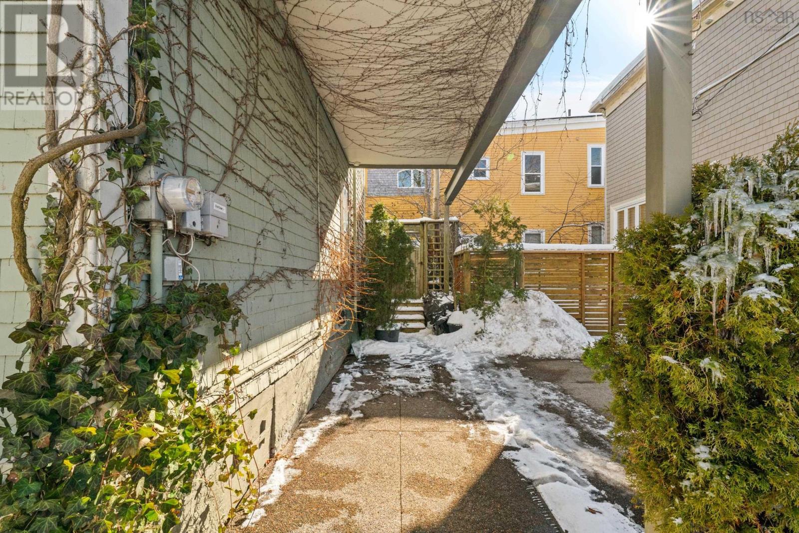 5742 Victoria Road, Halifax, Nova Scotia  B3H 1N2 - Photo 48 - 202603053