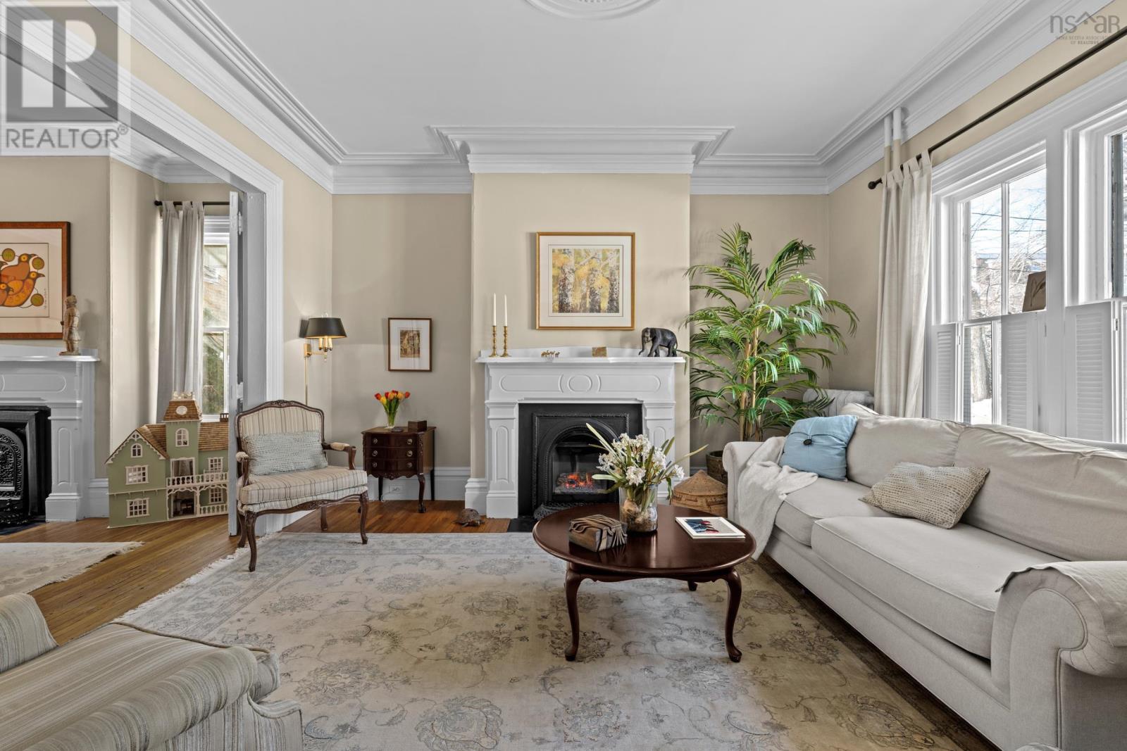 5742 Victoria Road, Halifax, Nova Scotia  B3H 1N2 - Photo 9 - 202603053