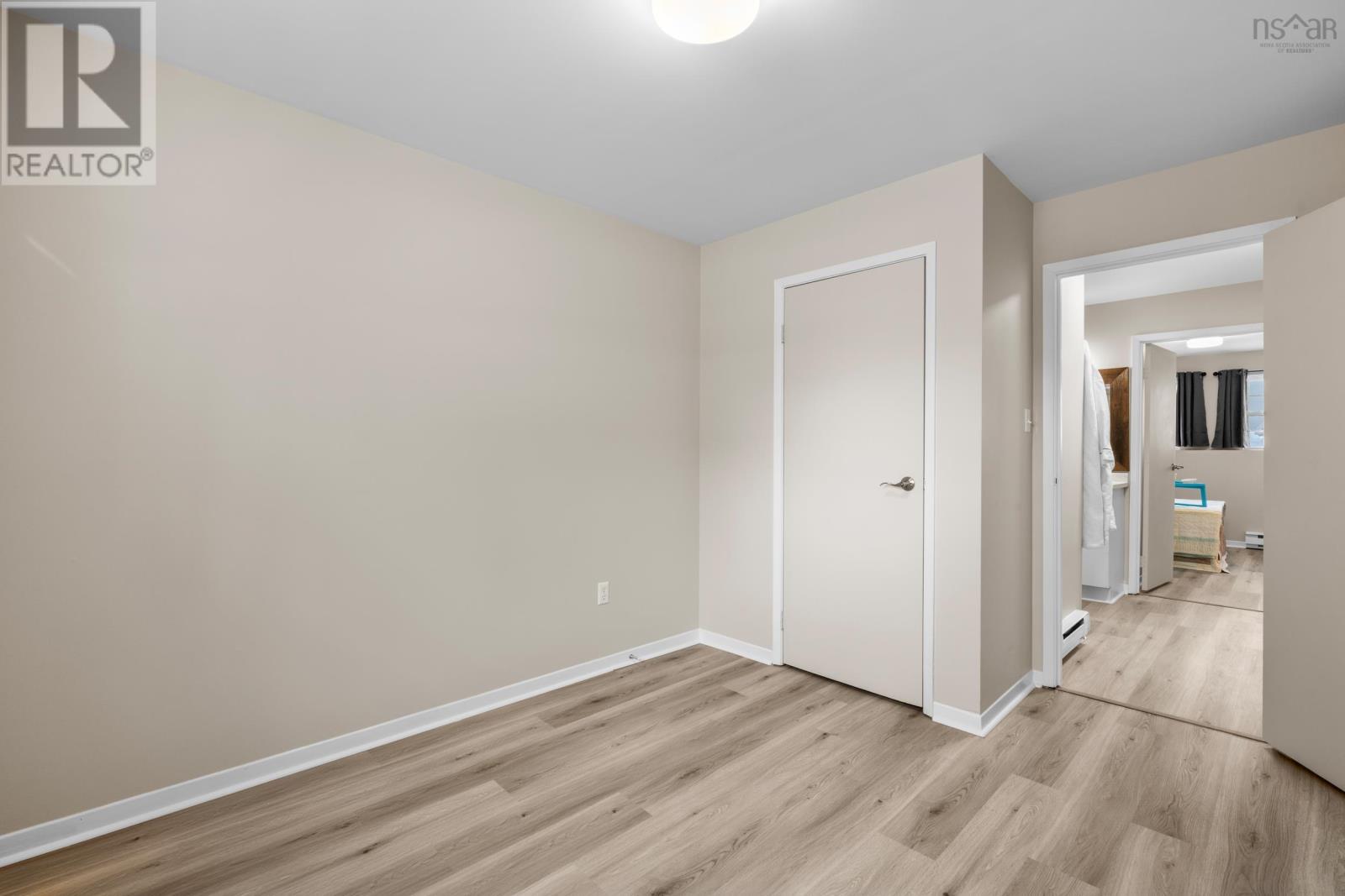 28 Tutor Court, Dartmouth, Nova Scotia  B3A 4X9 - Photo 31 - 202603102