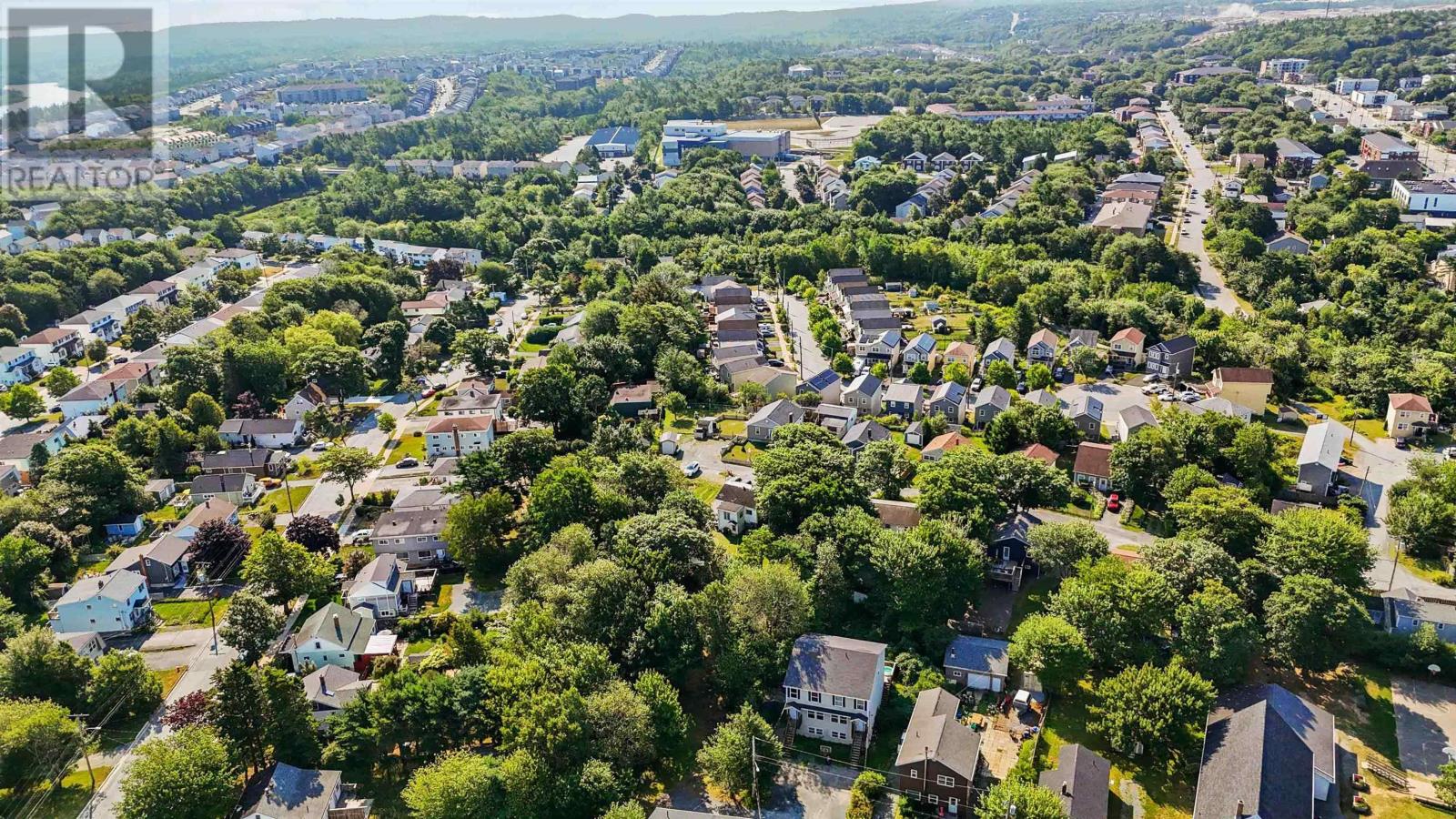 24 Levis Street, Halifax, Nova Scotia  B3R 1L9 - Photo 12 - 202603103