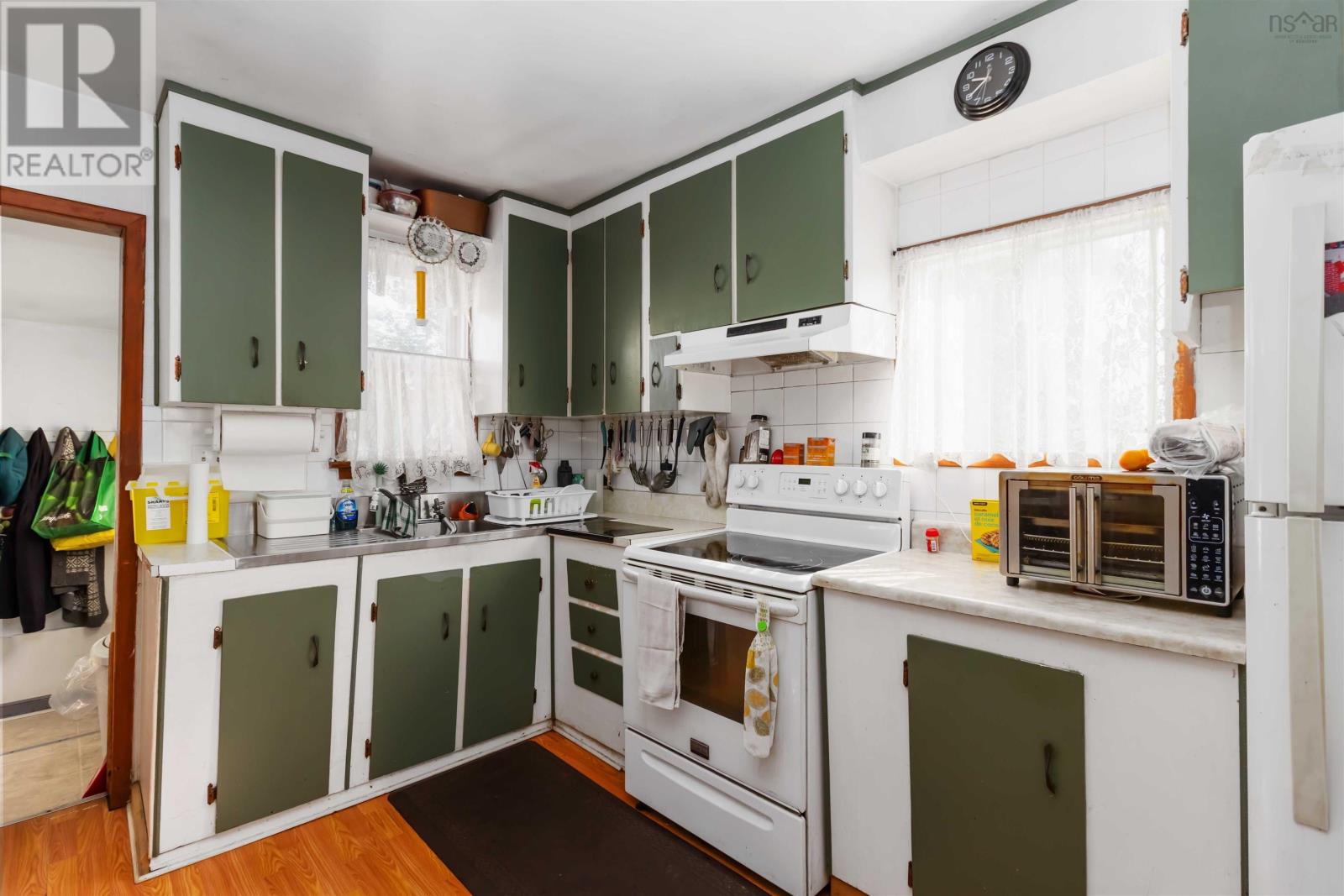 24 Levis Street, Halifax, Nova Scotia  B3R 1L9 - Photo 18 - 202603103