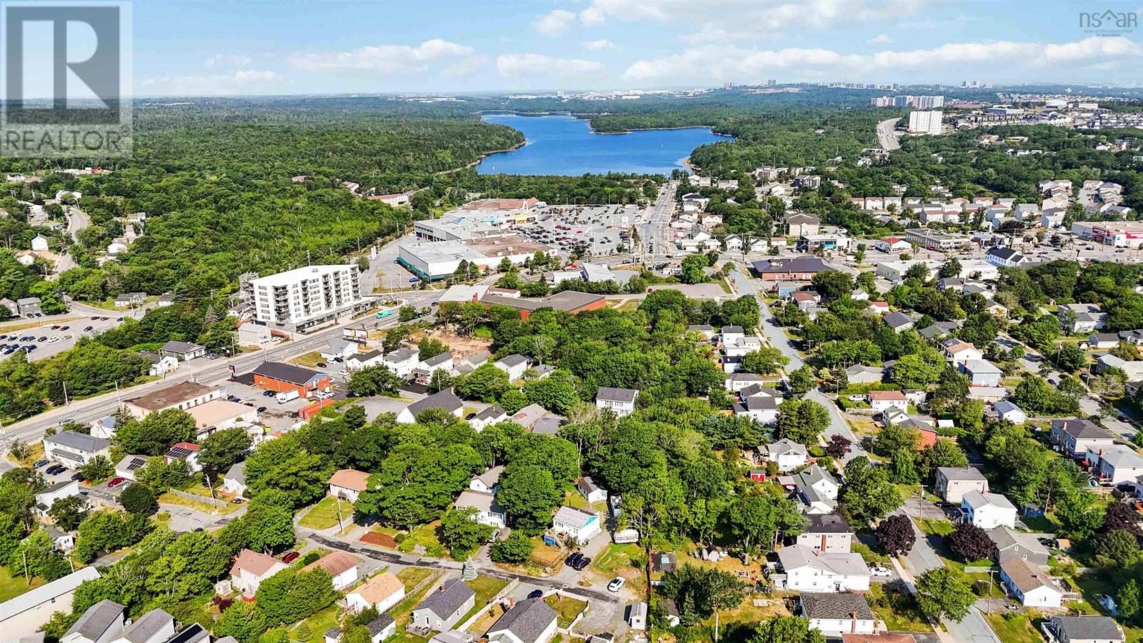 24 Levis Street, Halifax, Nova Scotia  B3R 1L9 - Photo 44 - 202603103