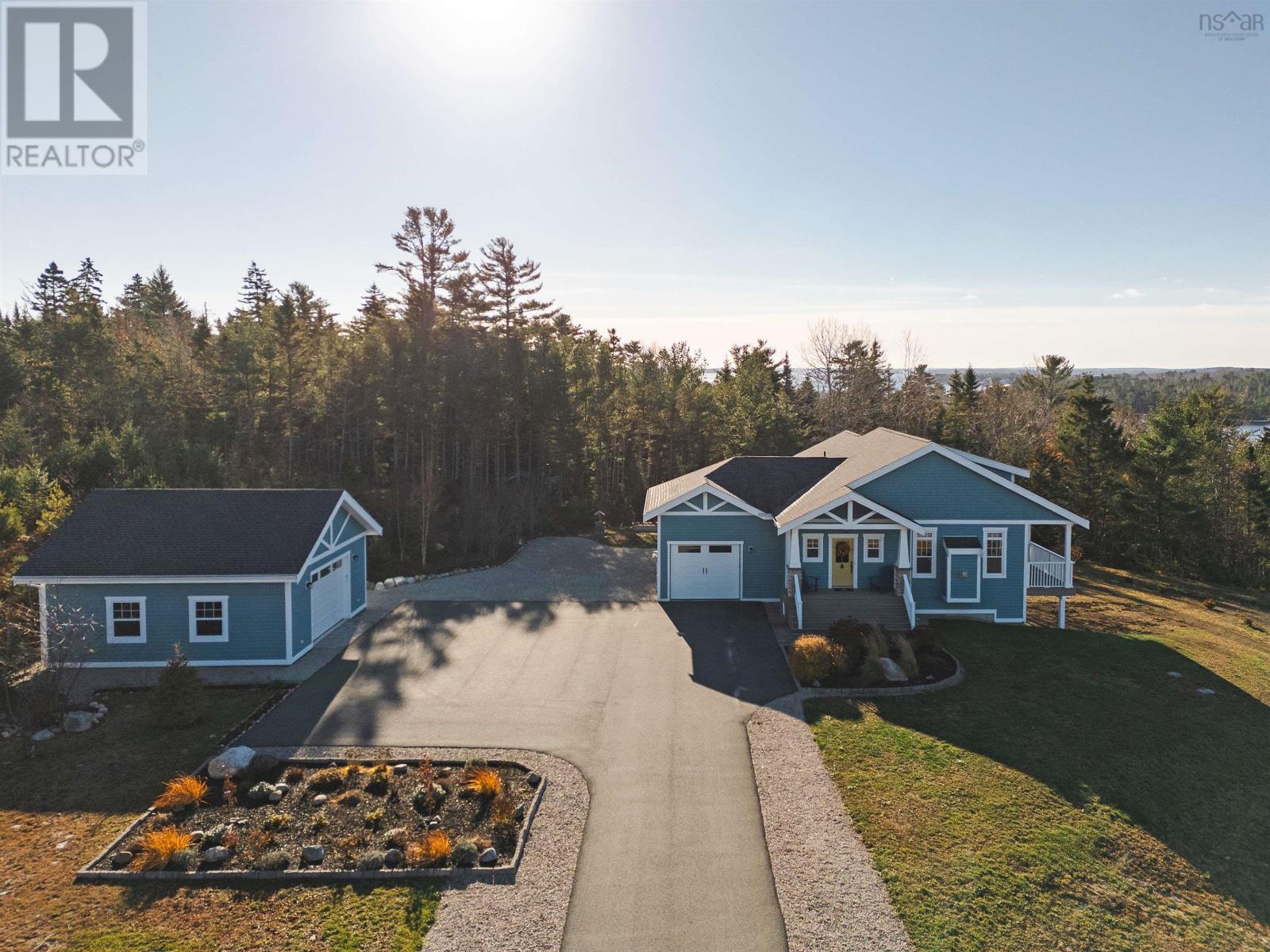 67 Skipper Hill Drive, Chester Basin, Nova Scotia  B0J 1K0 - Photo 3 - 202603107