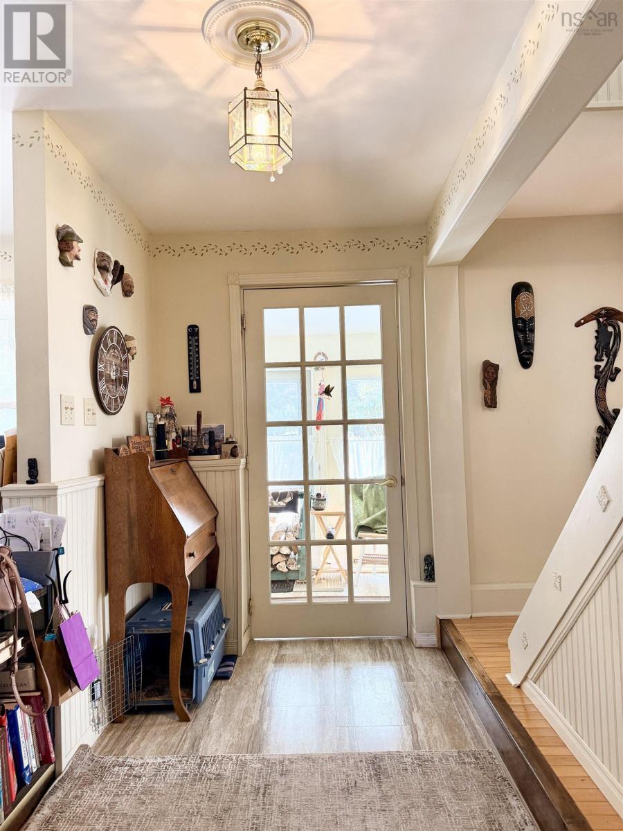 196 Hartz Point Road, Shelburne, Nova Scotia  B0T 1W0 - Photo 11 - 202603112