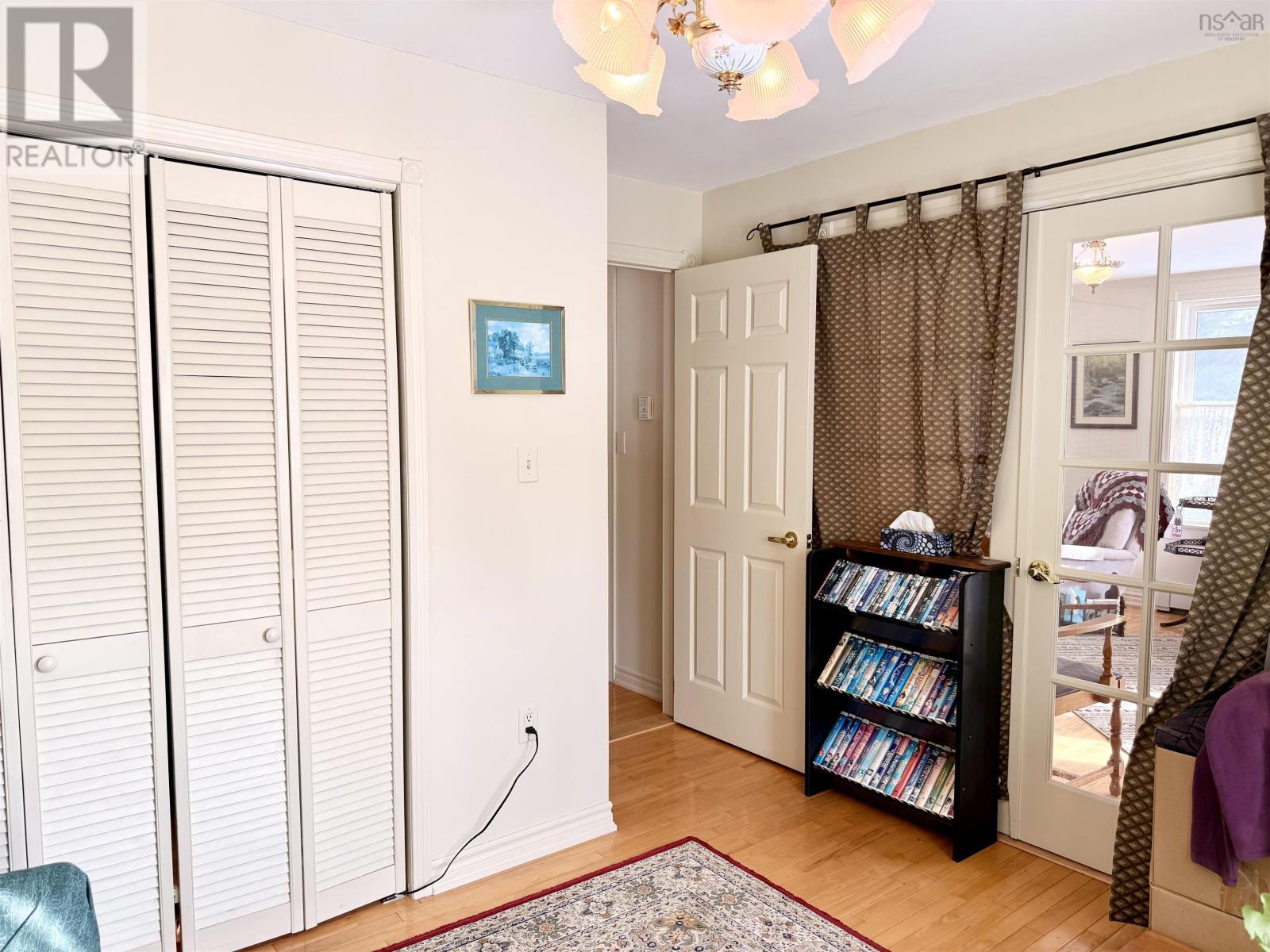 196 Hartz Point Road, Shelburne, Nova Scotia  B0T 1W0 - Photo 16 - 202603112