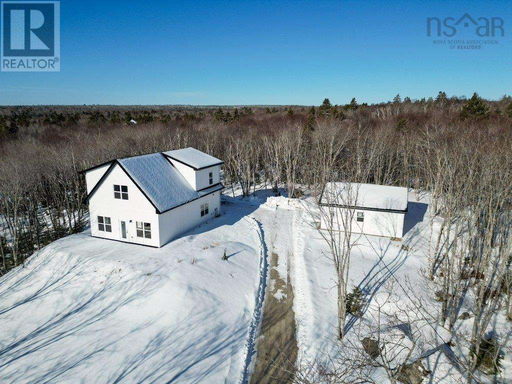 8 Five Rivers Drive, white point, Nova Scotia
