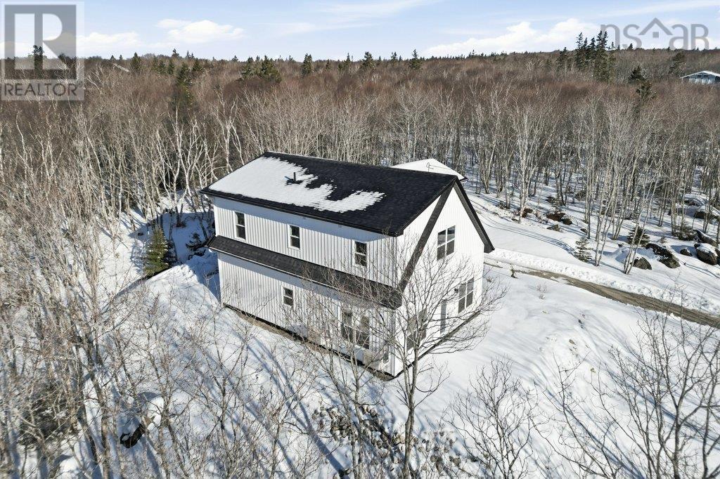 8 Five Rivers Drive, White Point, Nova Scotia  B0T 1G0 - Photo 2 - 202603197