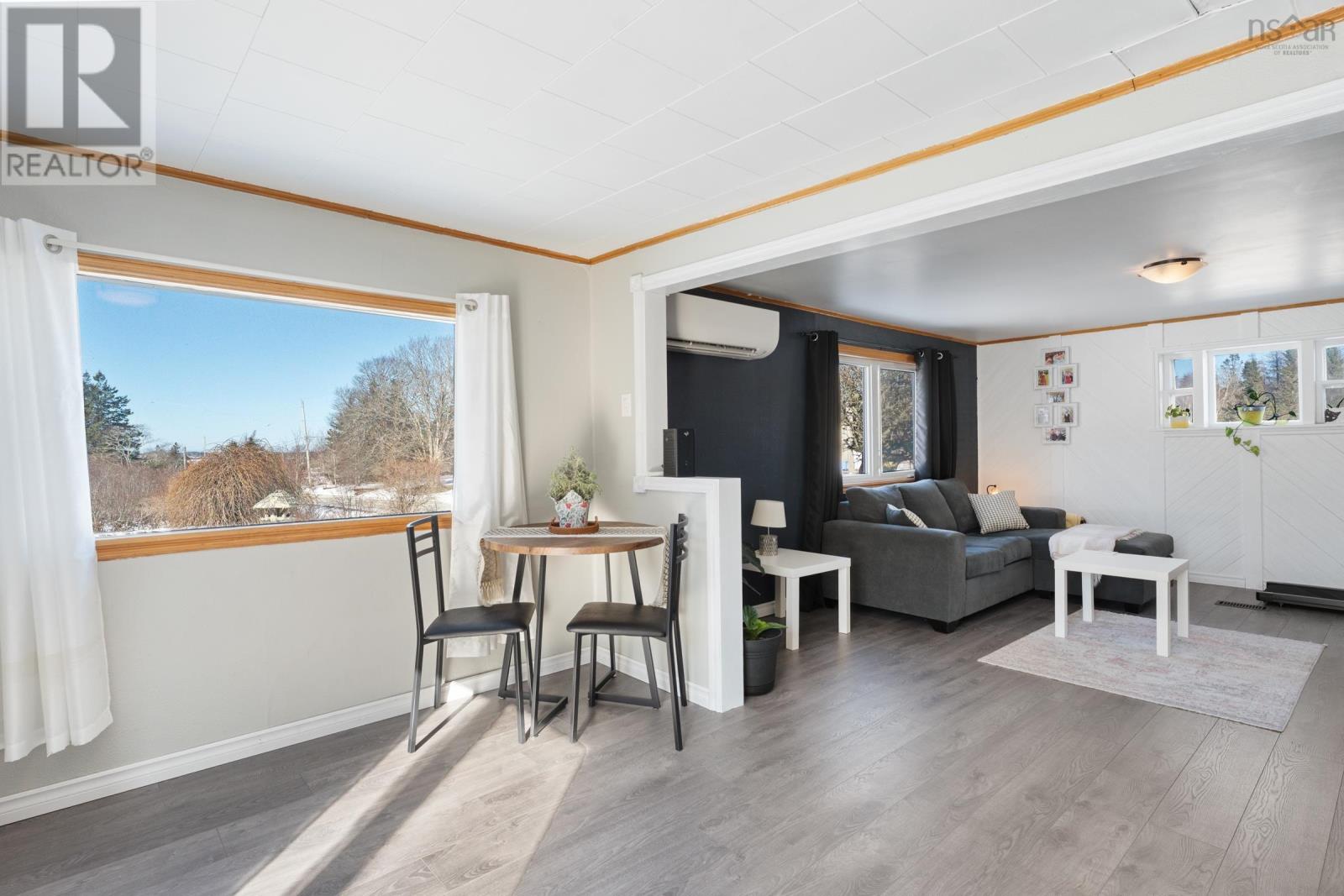 90 Oak Park Road, East Pubnico, Nova Scotia  B0W 2A0 - Photo 21 - 202603266