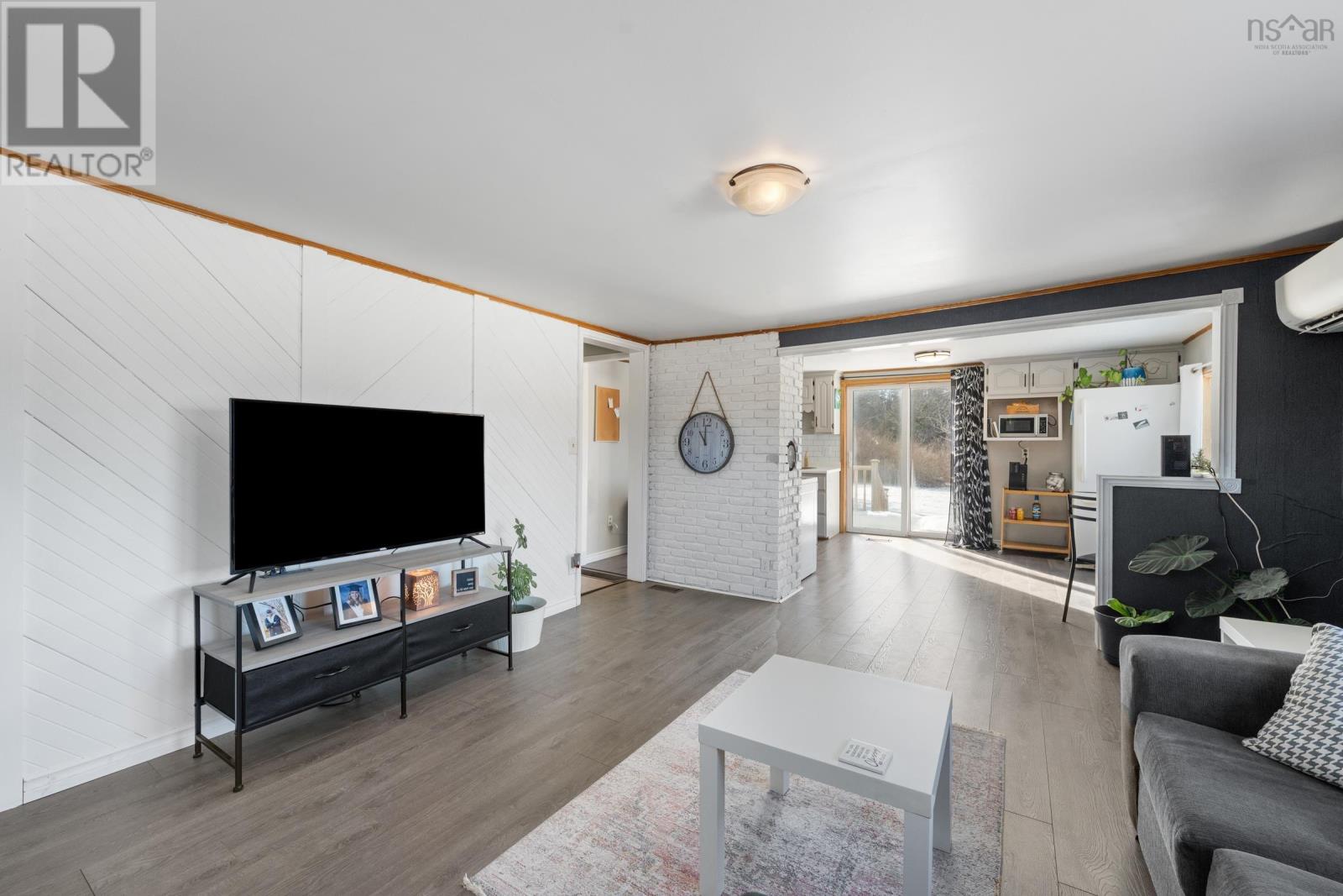 90 Oak Park Road, East Pubnico, Nova Scotia  B0W 2A0 - Photo 23 - 202603266