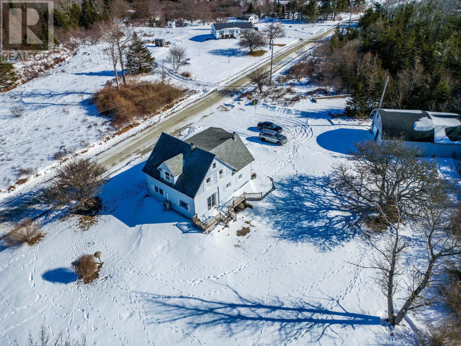 90 Oak Park Road, East Pubnico, Nova Scotia  B0W 2A0 - Photo 5 - 202603266