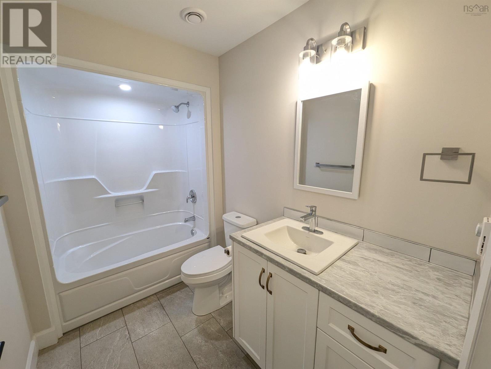 128 & 130 Renfrew Road, Enfield, Nova Scotia  B2T 1M6 - Photo 14 - 202603313