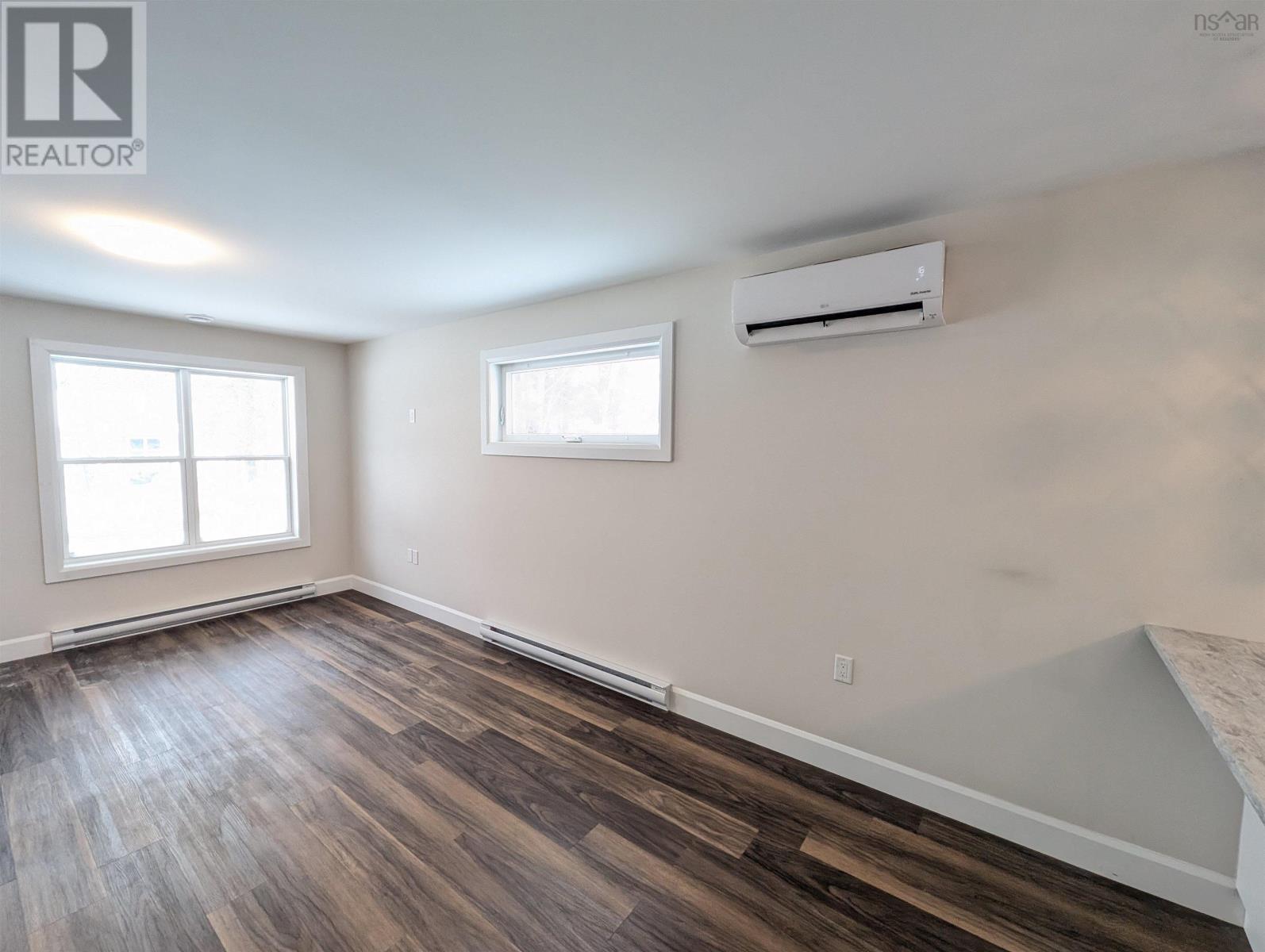 128 & 130 Renfrew Road, Hants, Nova Scotia  B2T 1H6 - Photo 12 - 202603315