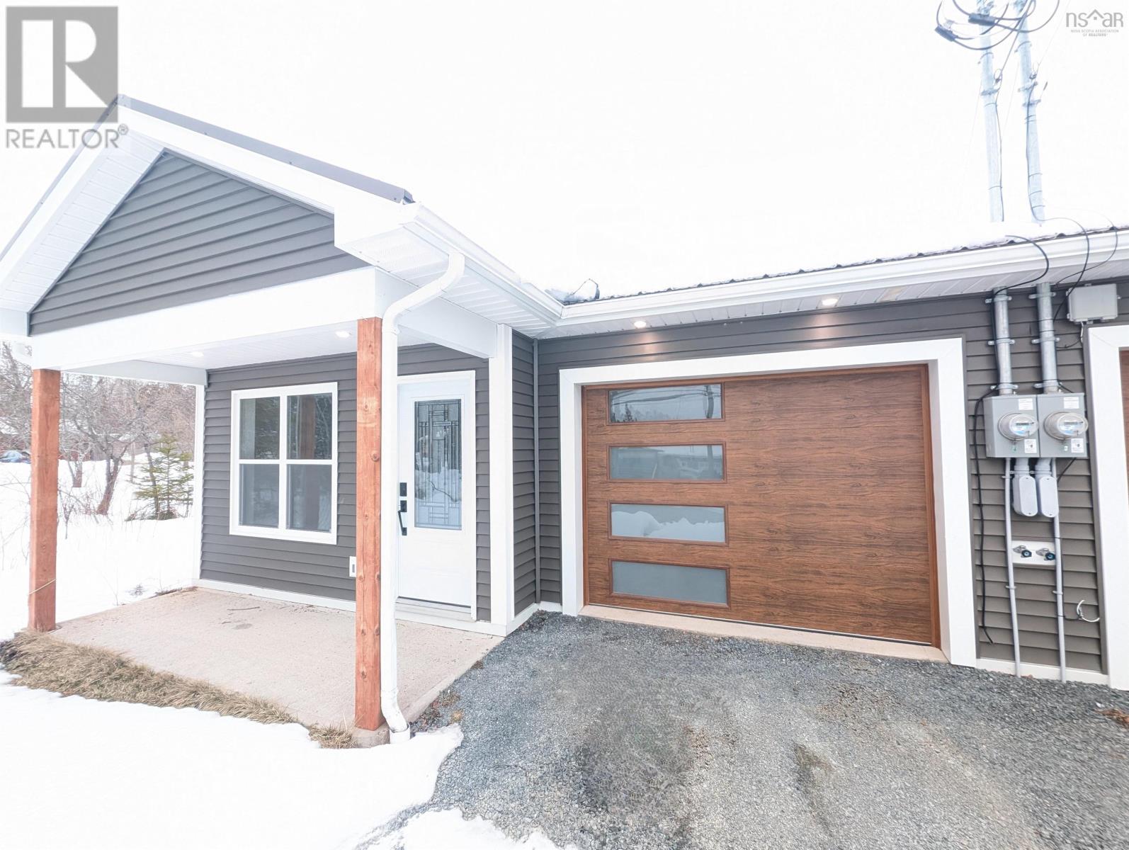 128 & 130 Renfrew Road, Hants, Nova Scotia  B2T 1H6 - Photo 4 - 202603315