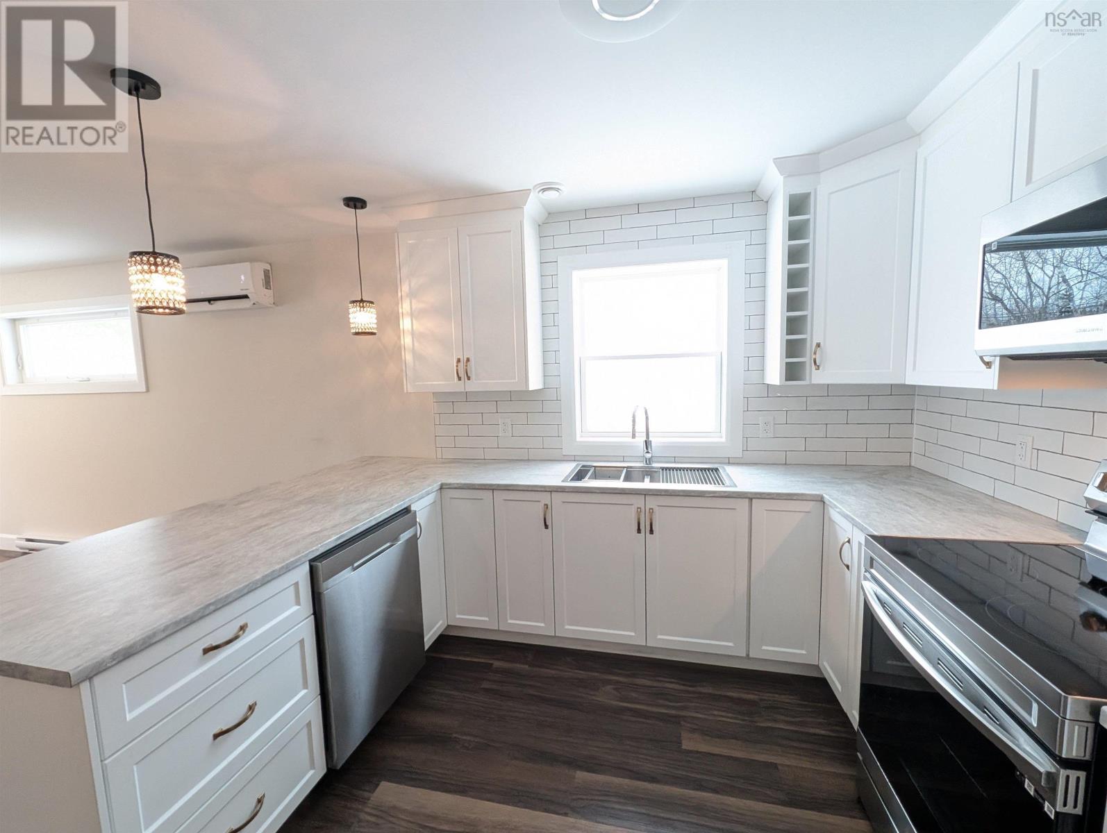 128 & 130 Renfrew Road, Hants, Nova Scotia  B2T 1H6 - Photo 7 - 202603315