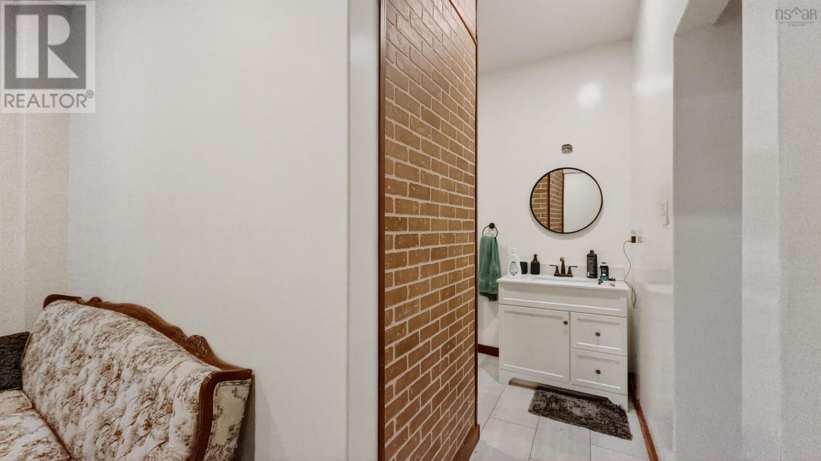 2 Archibald Avenue, North Sydney, Nova Scotia  B2A 1B5 - Photo 27 - 202603481