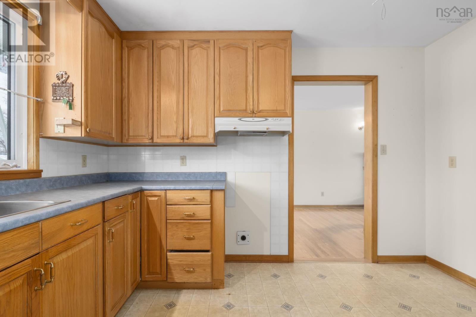 24 Christopher Avenue, Dartmouth, Nova Scotia  B2W 3G3 - Photo 22 - 202603495