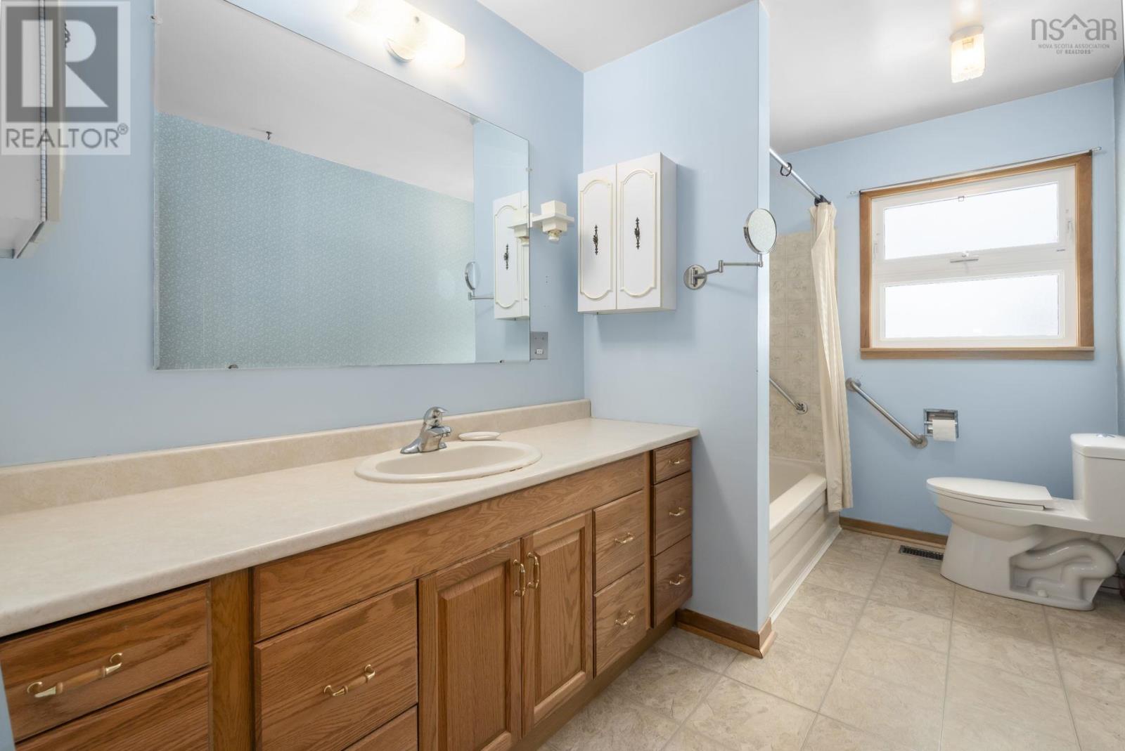 24 Christopher Avenue, Dartmouth, Nova Scotia  B2W 3G3 - Photo 26 - 202603495