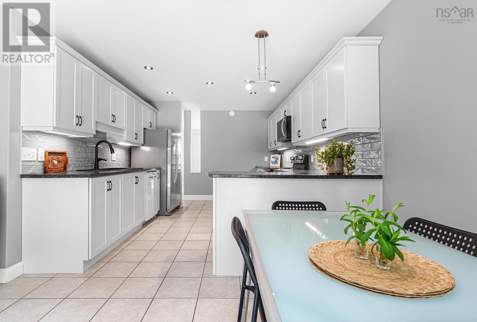 48 Gorsebud Close, Halifax, Nova Scotia  B3S 1P6 - Photo 10 - 202603569