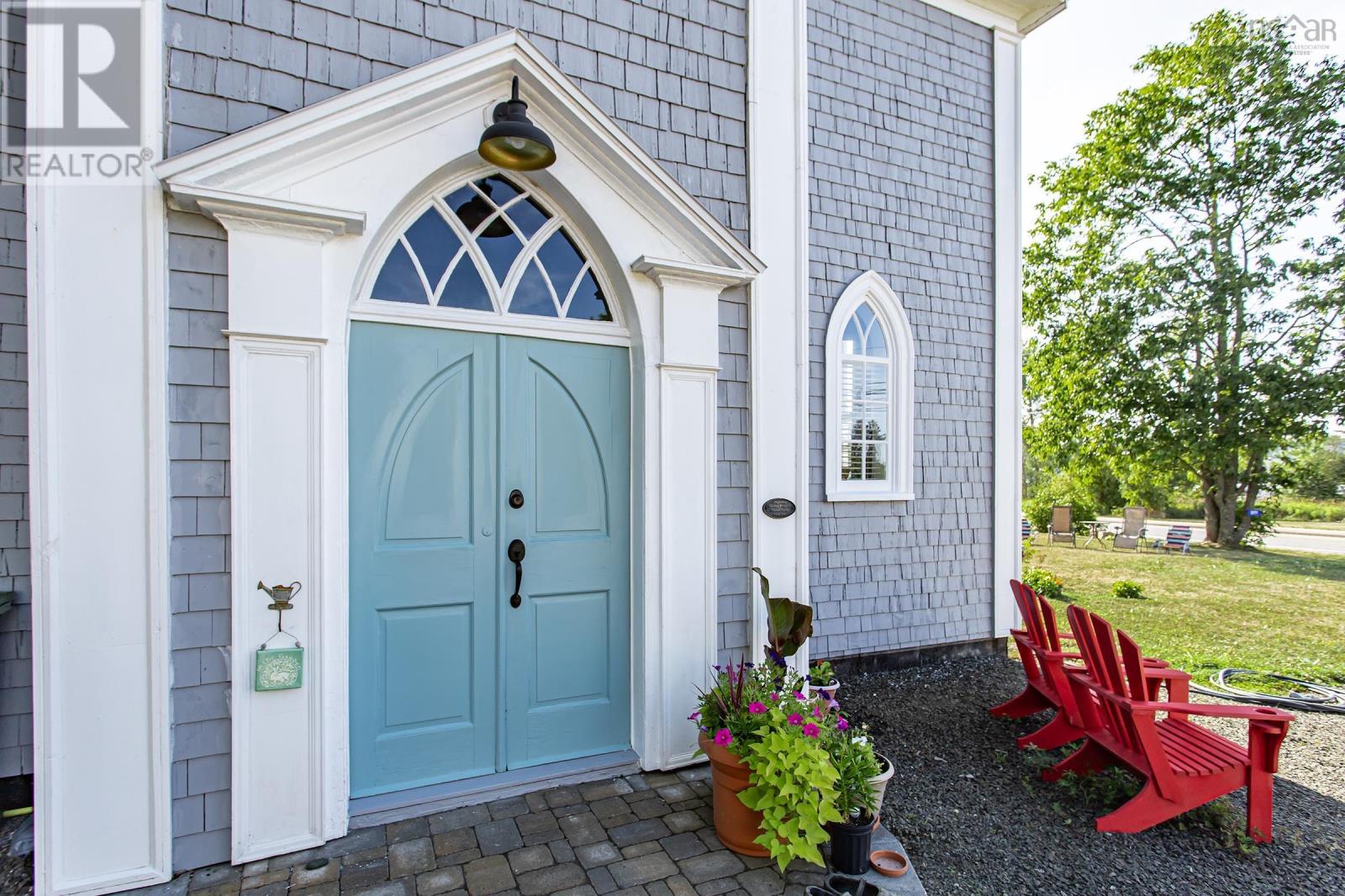 579 Main Street, Lawrencetown, Nova Scotia  B0S 1M0 - Photo 10 - 202603575