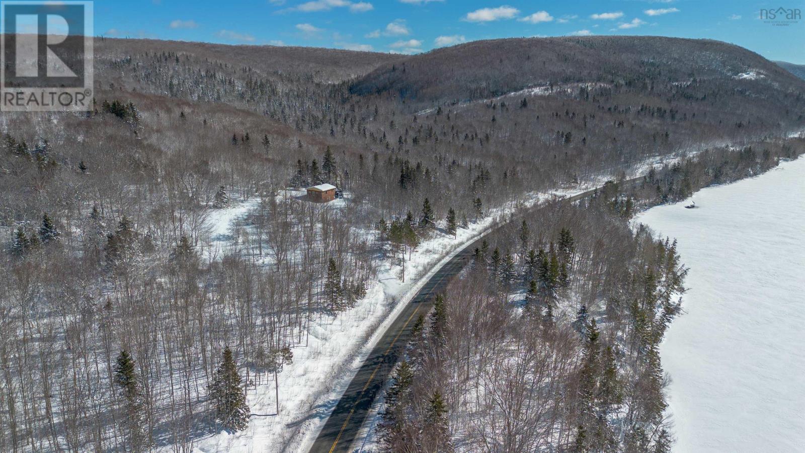 2322 395 Highway, East Lake Ainslie, Nova Scotia  B0E 3M0 - Photo 4 - 202603588