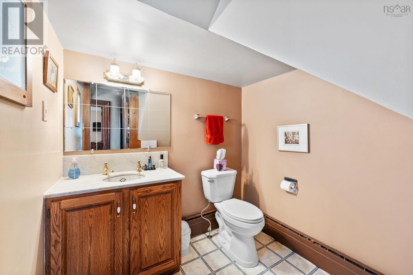 57 William Street, Yarmouth, Nova Scotia  B5A 1Y4 - Photo 6 - 202603598