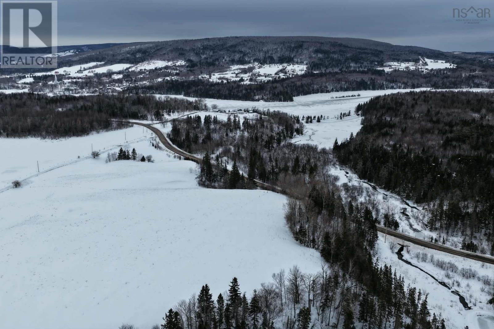 24-3 Rankinville Road, Mabou, Nova Scotia  B0E 1X0 - Photo 2 - 202603729