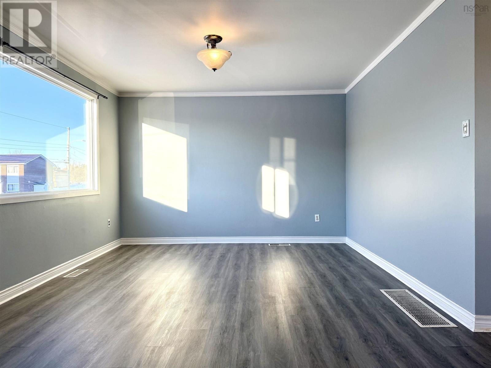 20 Dickey Street, Amherst, Nova Scotia  B4H 2H9 - Photo 14 - 202603753