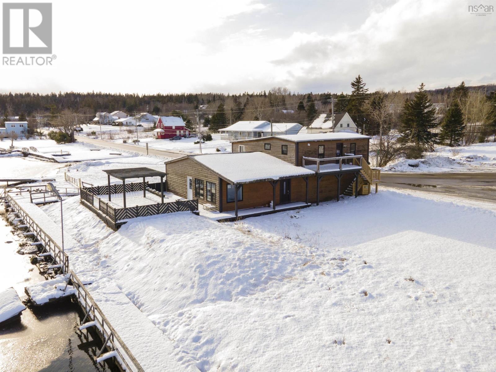 29 Hillside Boularderie Road, Groves Point, Nova Scotia  B1Y 2X4 - Photo 3 - 202603758