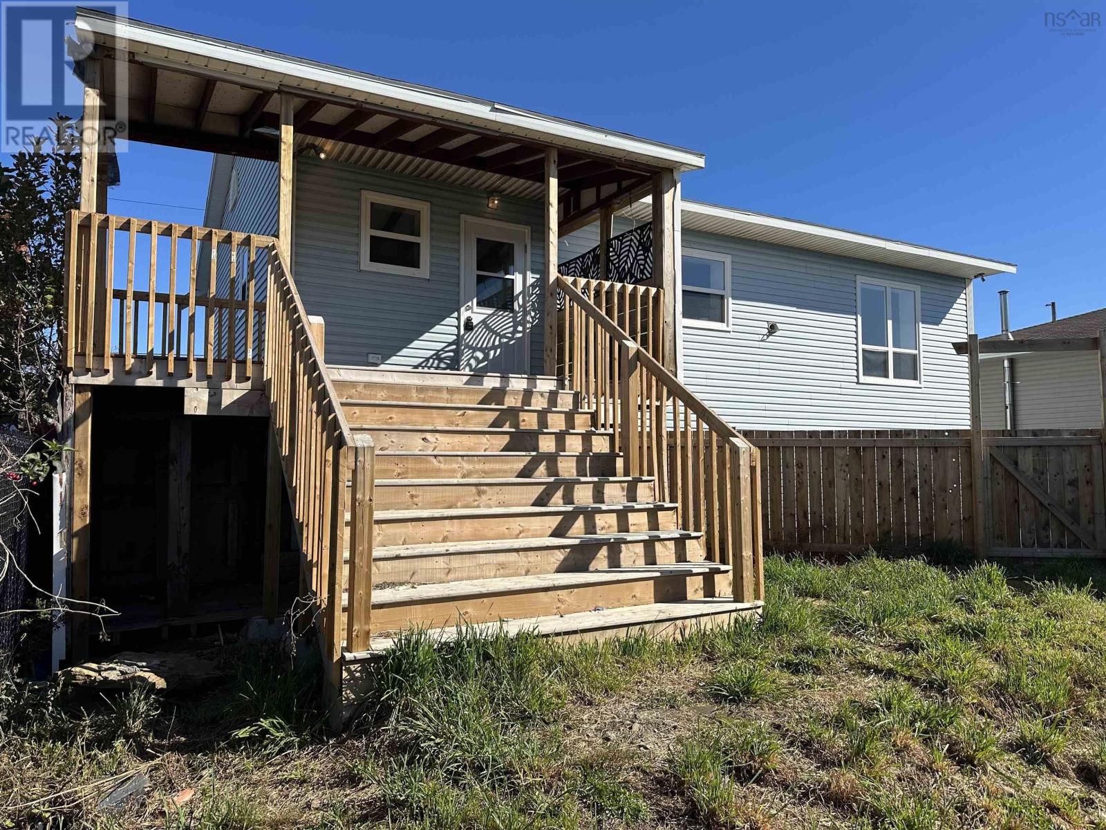 14 Crescent Drive, Glace Bay, Nova Scotia  B1A 2J4 - Photo 4 - 202603843