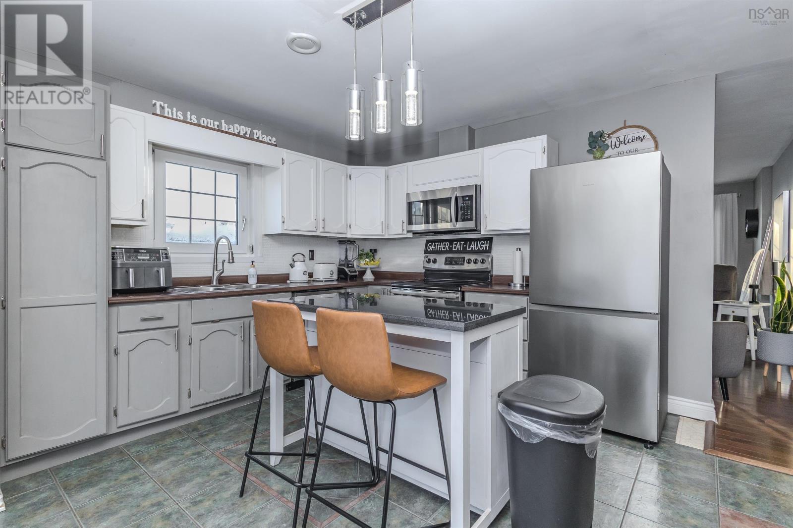 2182 New Waterford Highway, South Bar, Nova Scotia  B1N 3H7 - Photo 11 - 202603844