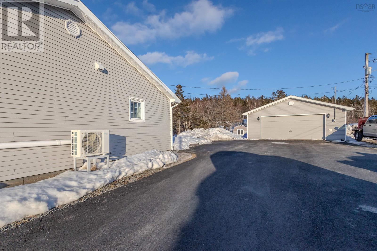 2182 New Waterford Highway, South Bar, Nova Scotia  B1N 3H7 - Photo 5 - 202603844