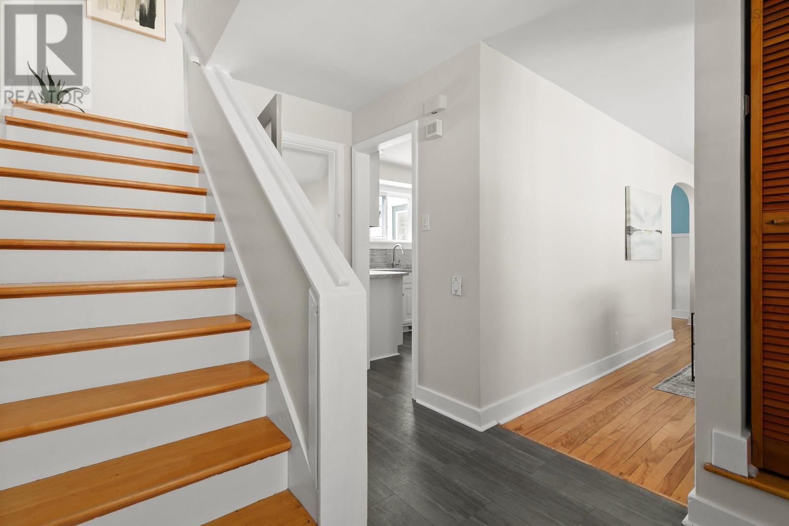 12 Medford Street, Dartmouth, Nova Scotia  B2Y 3C1 - Photo 3 - 202603850