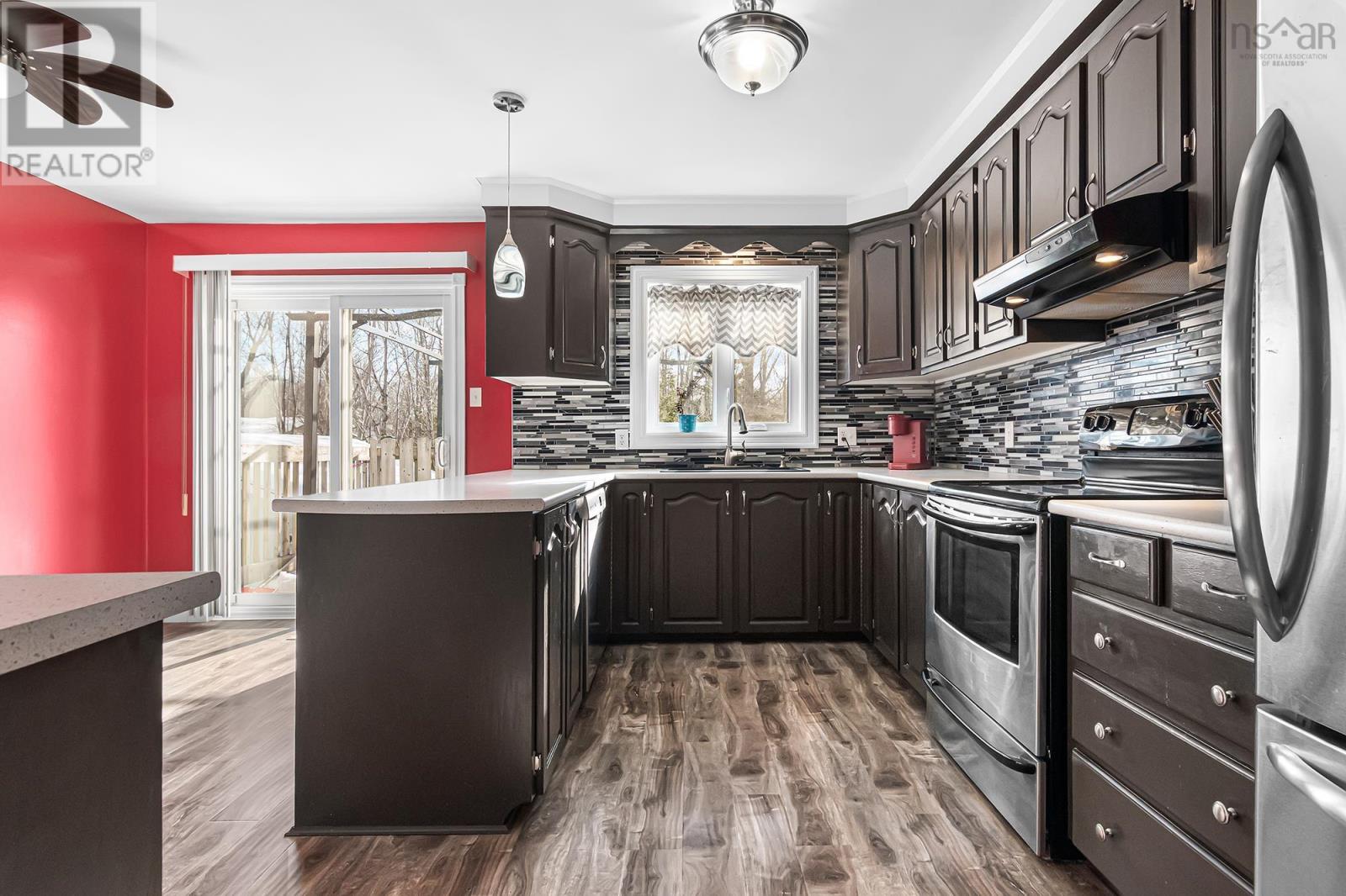 35 Poplar Drive, Lantz, Nova Scotia  B2S 1X1 - Photo 10 - 202603860