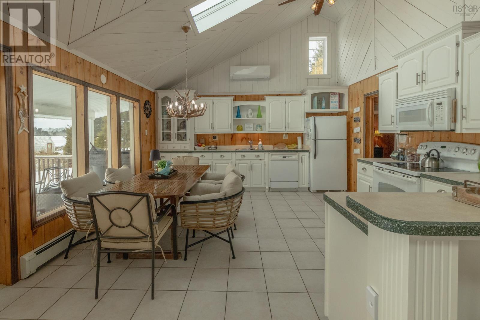 267 Victor Lake Estates Road, Church Point, Nova Scotia  B0W 1M0 - Photo 10 - 202603978