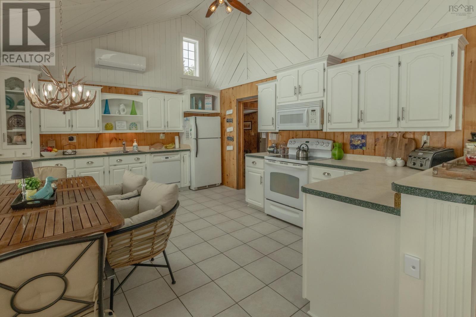 267 Victor Lake Estates Road, Church Point, Nova Scotia  B0W 1M0 - Photo 11 - 202603978