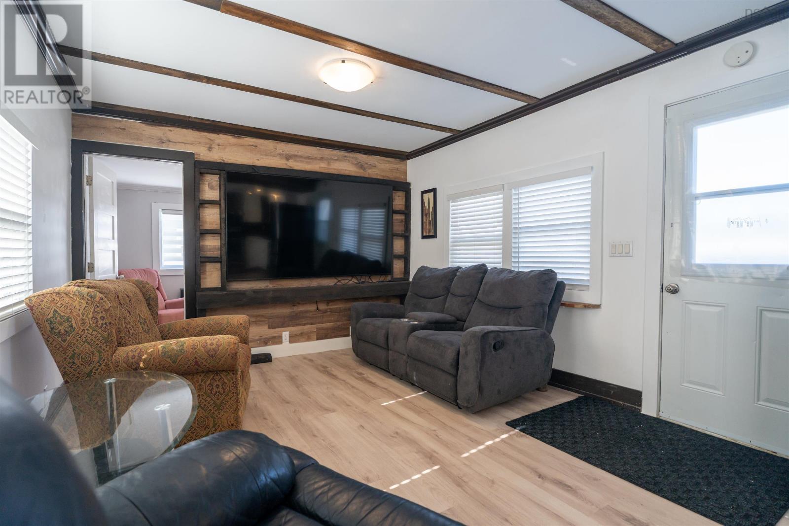 9 Heather Street, Middle Sackville, Nova Scotia  B4E 1C9 - Photo 5 - 202604008