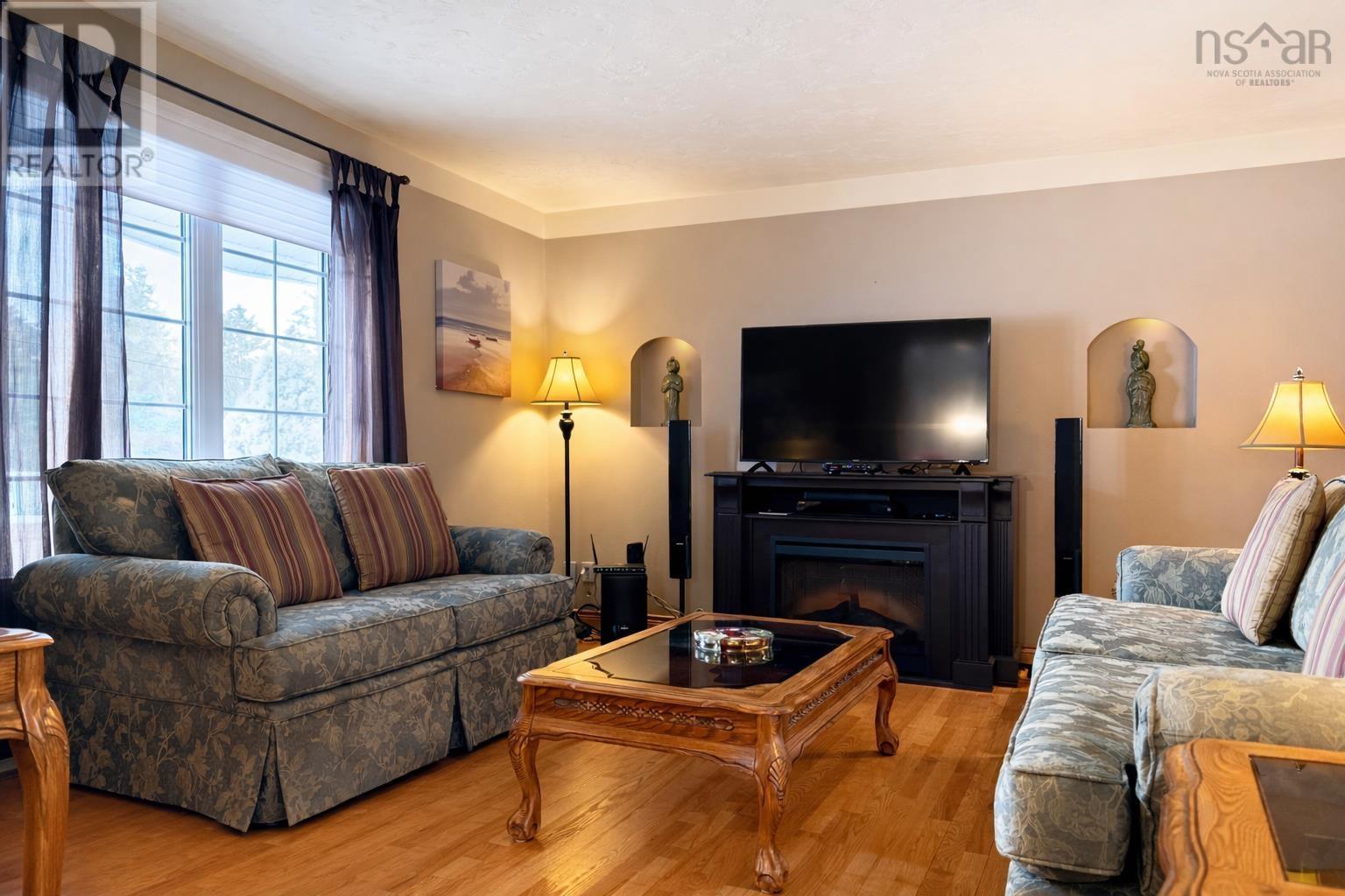 185 D'orsay Road, East Amherst, Nova Scotia  B4H 3Y2 - Photo 12 - 202604030