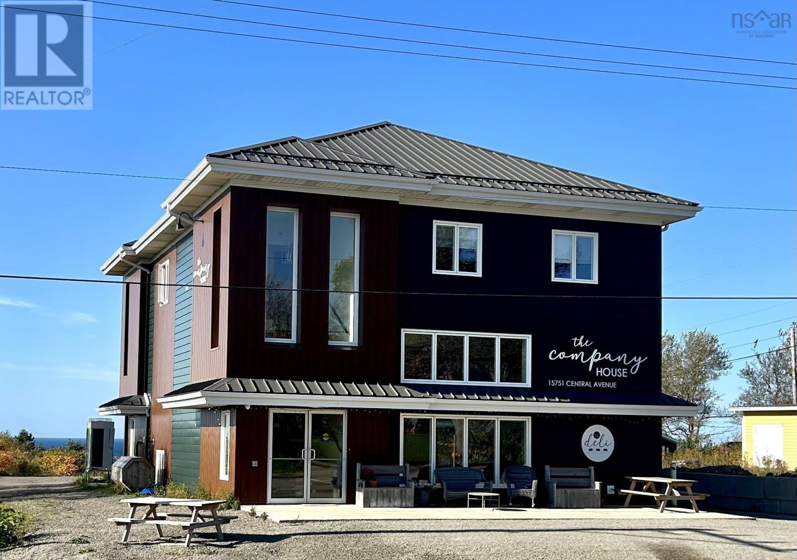 15751 Central Avenue, Inverness, Nova Scotia  B0E 1N0 - Photo 3 - 202604034