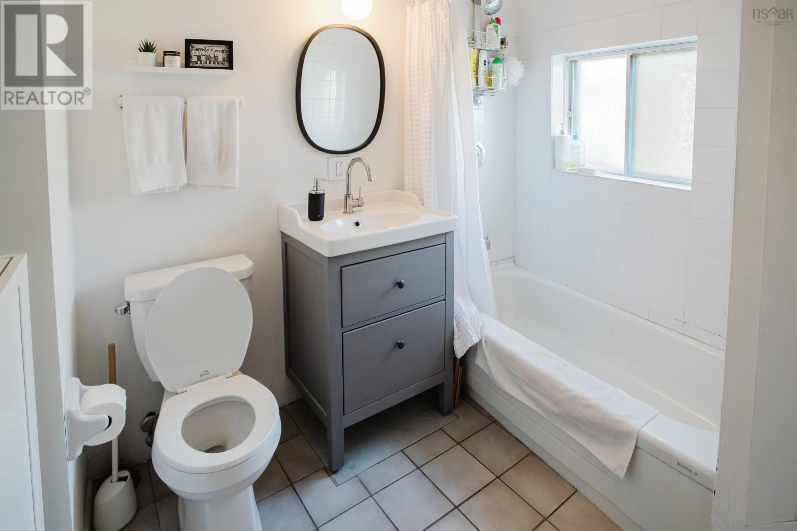 5654 Nora Bernard Street, Halifax, Nova Scotia  B3K 1B5 - Photo 24 - 202604070