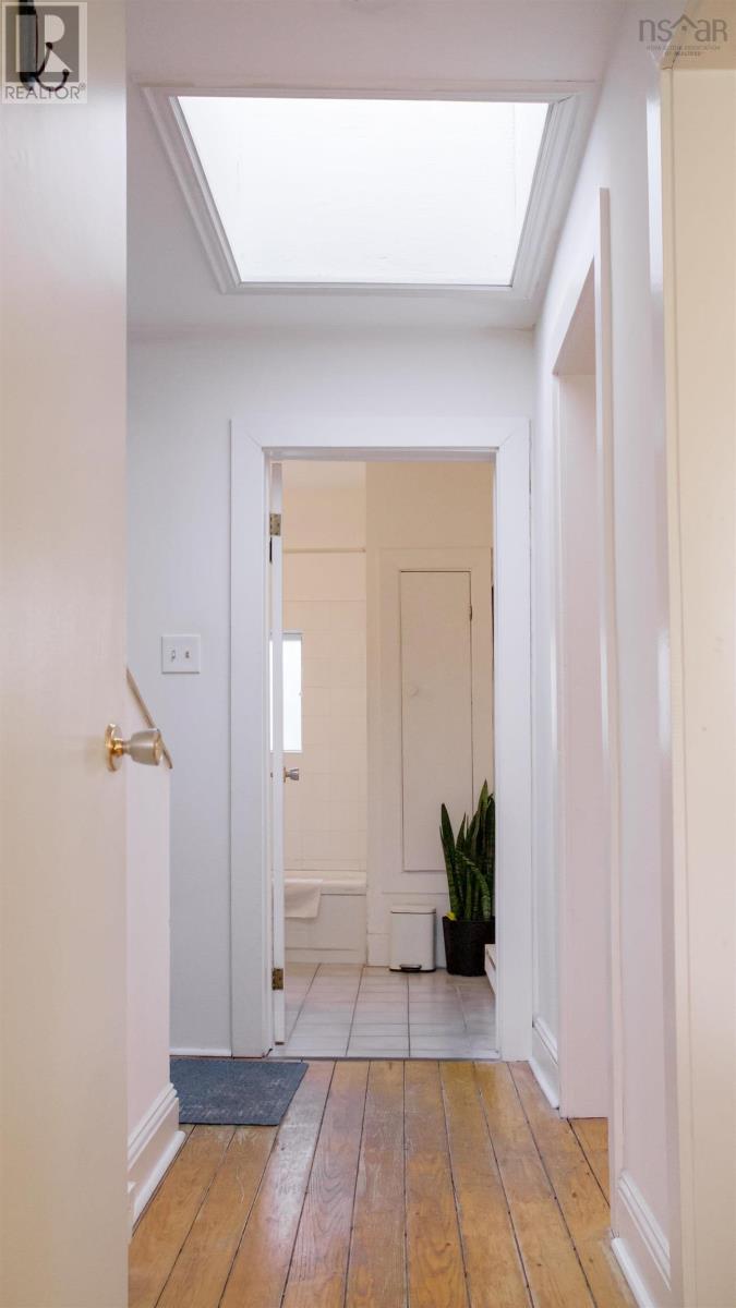 5654 Nora Bernard Street, Halifax, Nova Scotia  B3K 1B5 - Photo 32 - 202604070