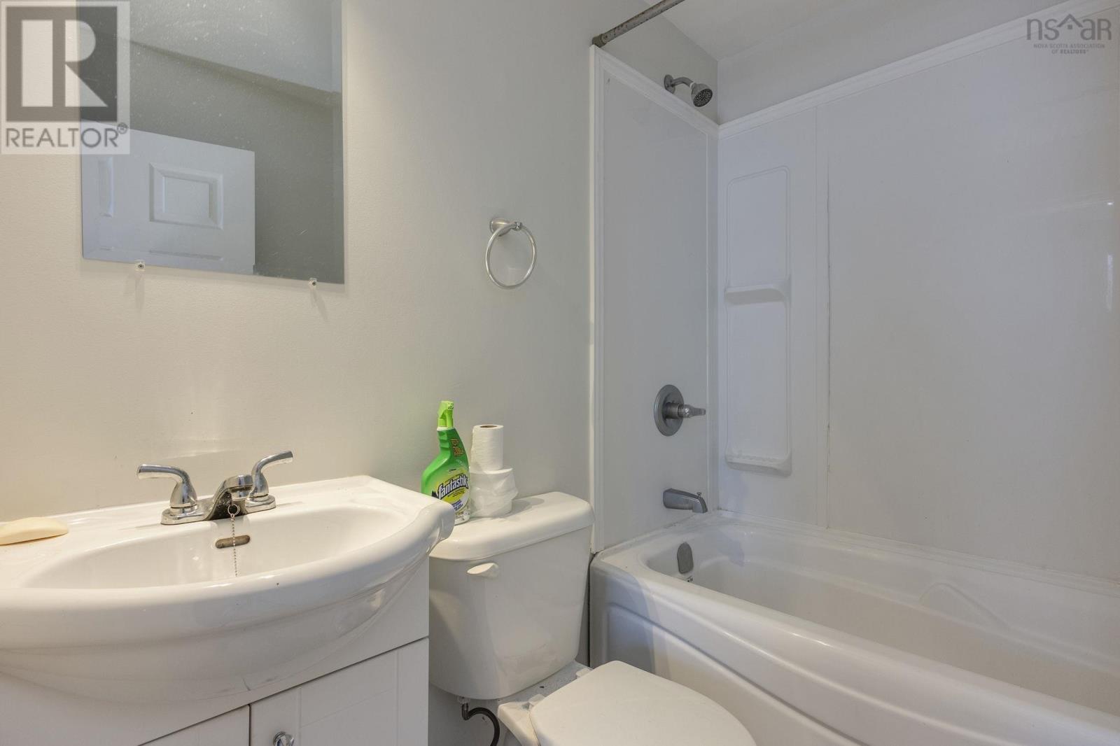 296-300 Main Street, Middleton, Nova Scotia  B0S 1P0 - Photo 32 - 202604206