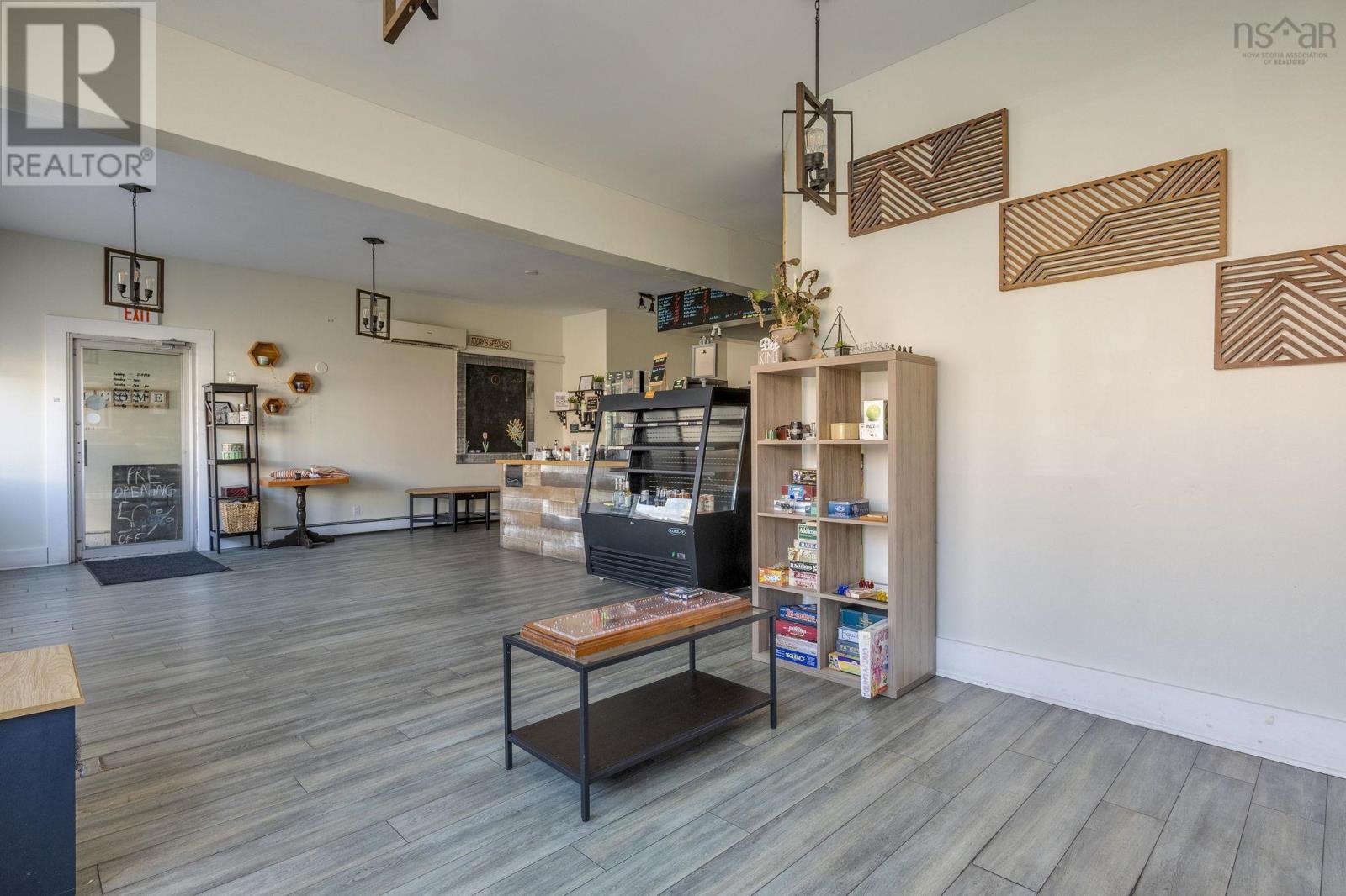 296-300 Main Street, Middleton, Nova Scotia  B0S 1P0 - Photo 6 - 202604206