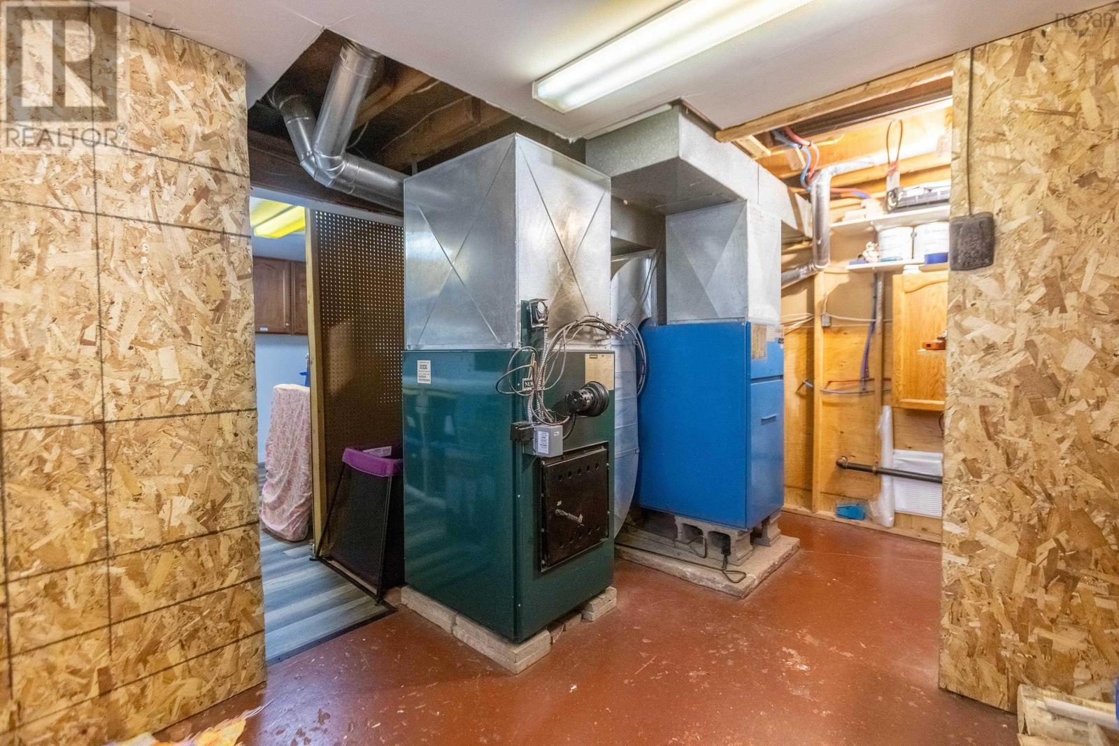 3 Gilroy Street, Springhill, Nova Scotia  B0M 1X0 - Photo 40 - 202604328